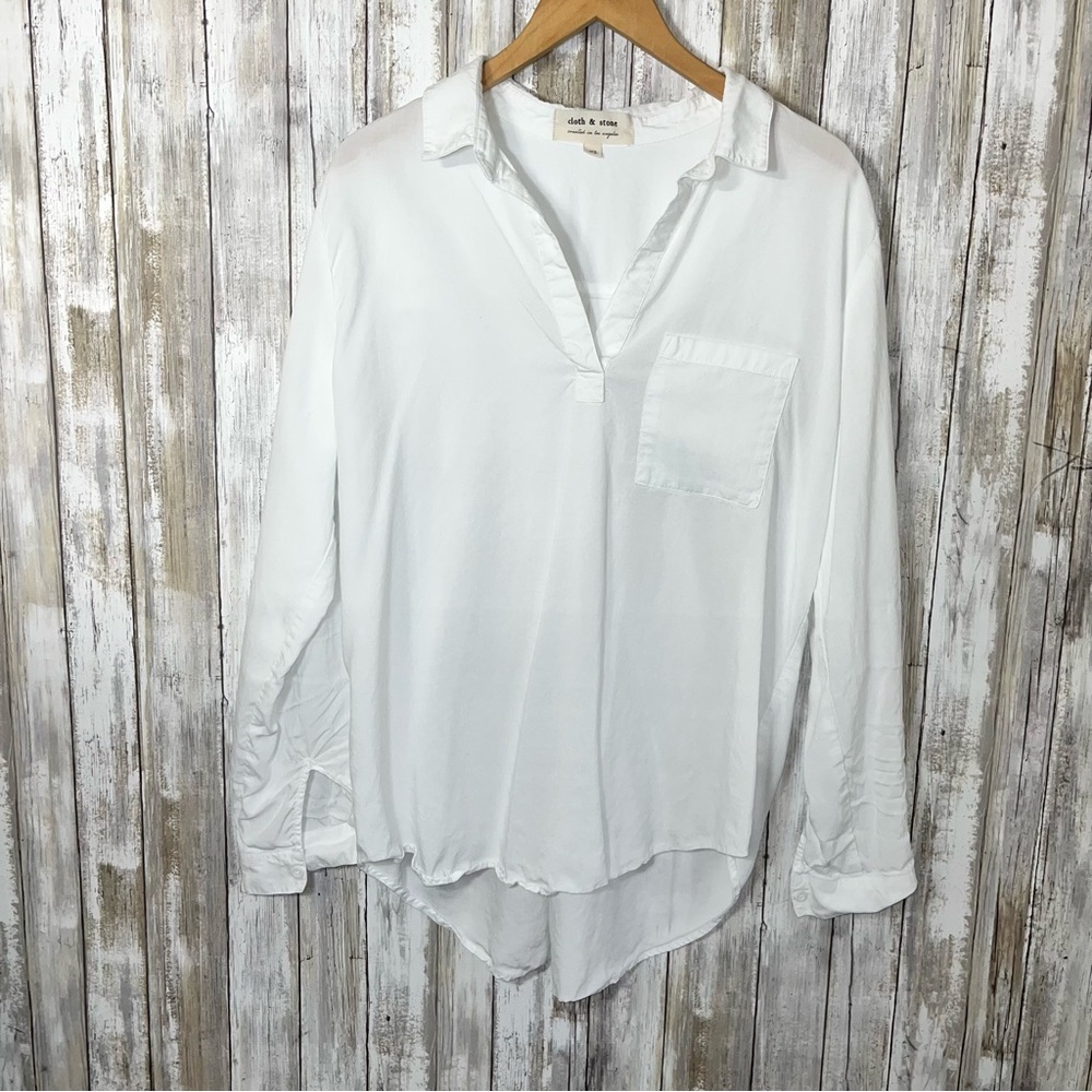 cloth & stone White Long-Sleeve V-Neck Button-Down Tunic